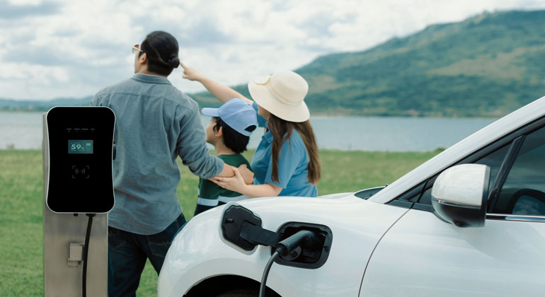 Mit Dem Elektroauto In Den Urlaub - Wie Man Sein E-Auto Während Des Ur ...